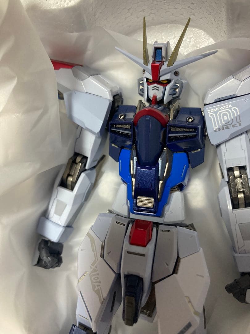 メタルビルド フリーダムガンダム CONCEPT2  SPARKLE