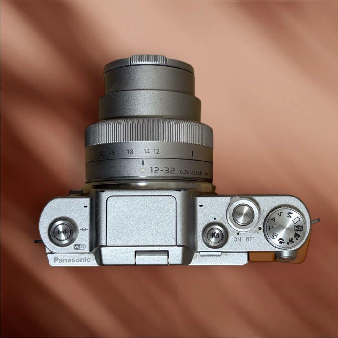 LUMIX DMC-GF7ミラーレスカメラとレンズセット