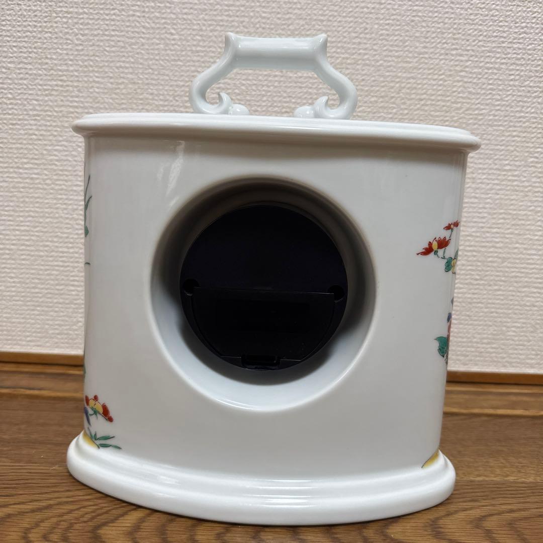 置き時計　柿右衛門様式　有田焼　色絵付け　花鳥文様 ムーブメント　日本製