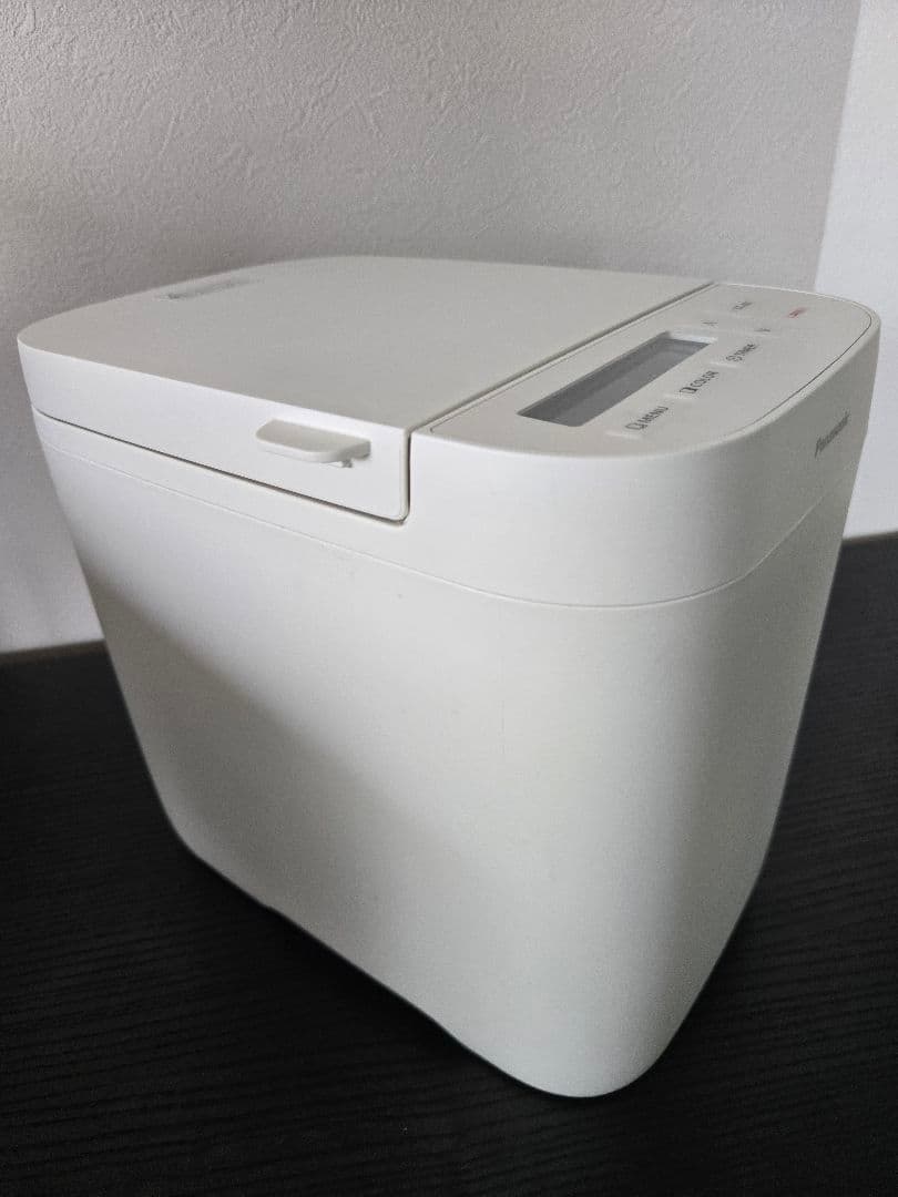 美品　パナソニック ホームベーカリー　SD-CB1-W　2024年製