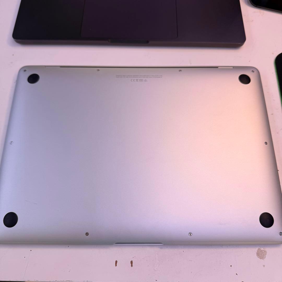 MacBookAir M1 16GB/256GB 美品