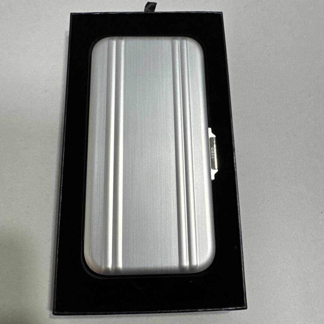 ZERO HALLIBURTON iPhone 15 pro 手帳型　ケース