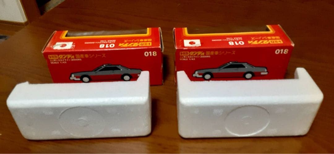 トミカダンディ　日産スカイライン　2000RS 018 2台セット