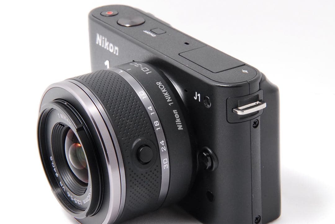 【低ショット477回】Nikon 1 J1 ブラック 元箱付き 初心者おすすめ