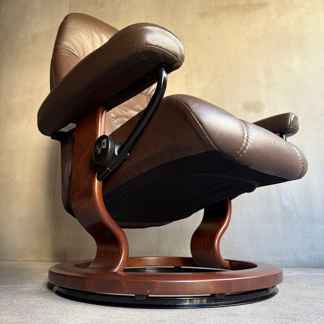 極美品　EKORNES エコーネス コンサル ストレスレスチェア オットマン付き