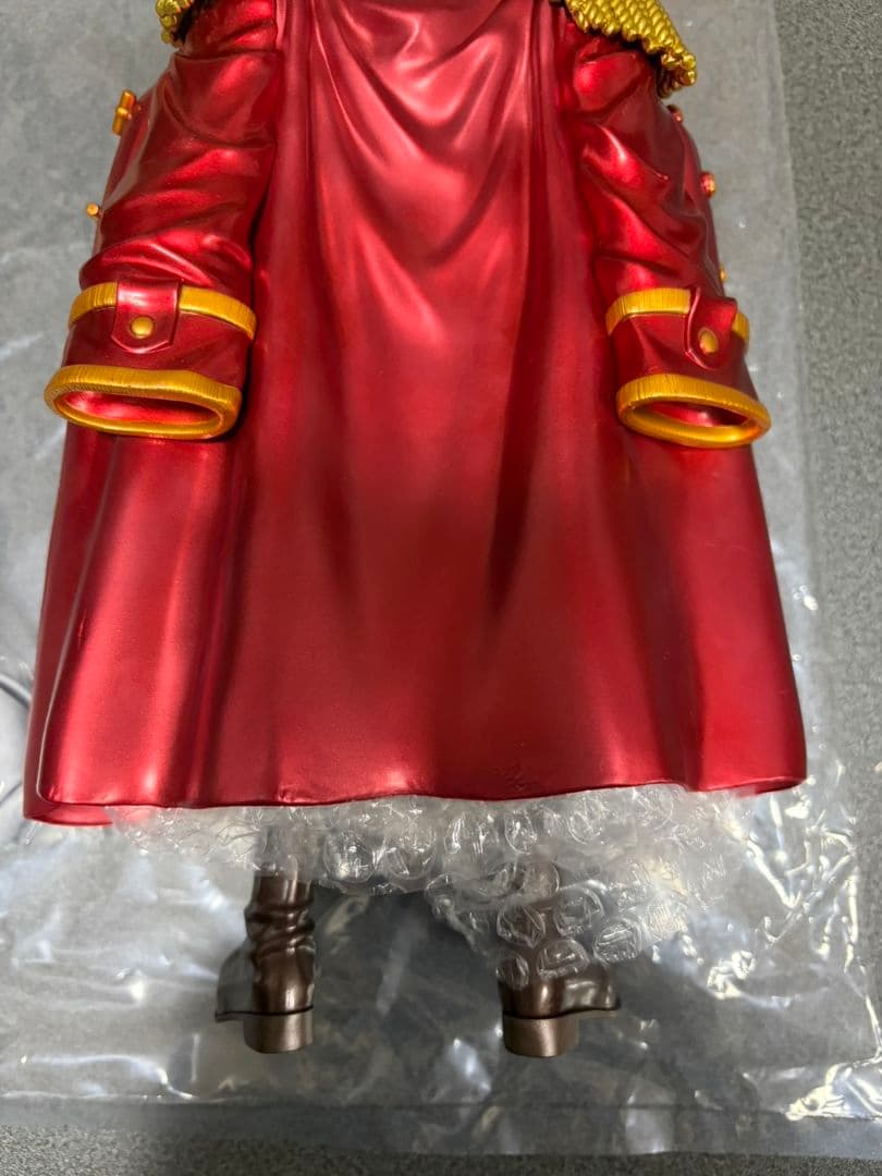 ワンピース バンプレくじ ゴール・D・ロジャー C賞 メタリックカラー
