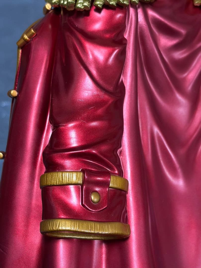 ワンピース バンプレくじ ゴール・D・ロジャー C賞 メタリックカラー
