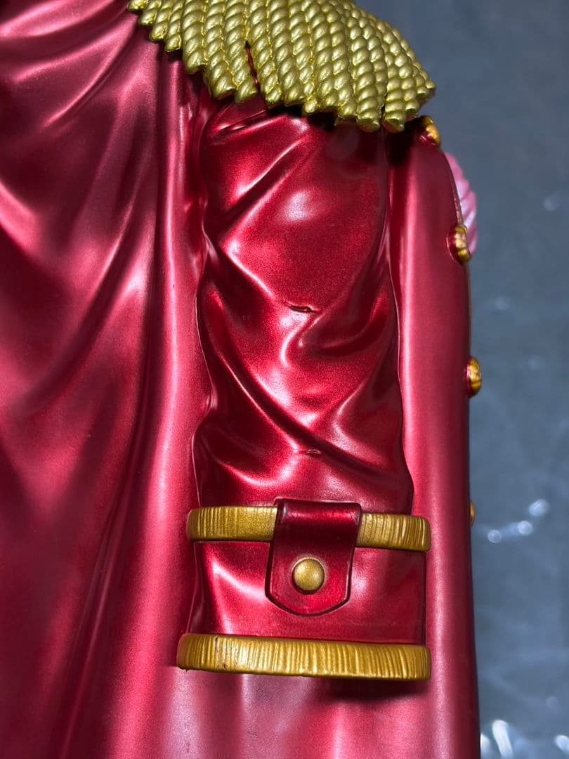 ワンピース バンプレくじ ゴール・D・ロジャー C賞 メタリックカラー