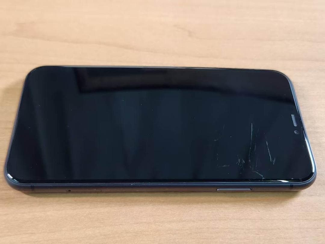 032300C iPhone 11 A2221 64GB ジャンク
