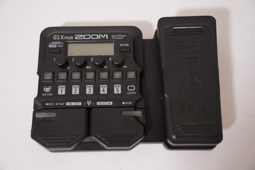 ZOOM G1X FOUR ギター用マルチエフェクターエクスプレッションペダル
