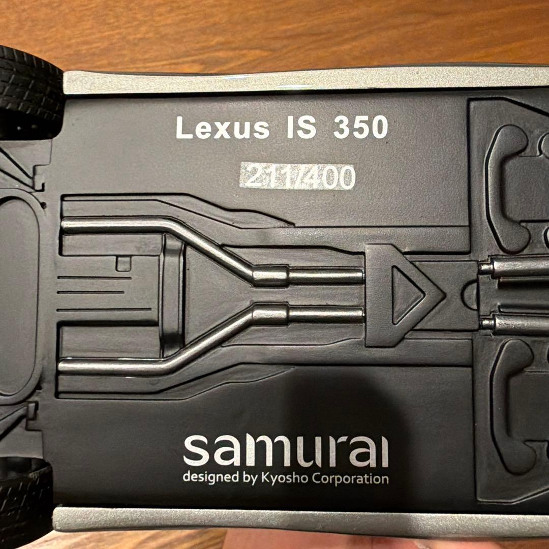 レクサスis Fスポーツ350 サムライ　1/18 展示のみ