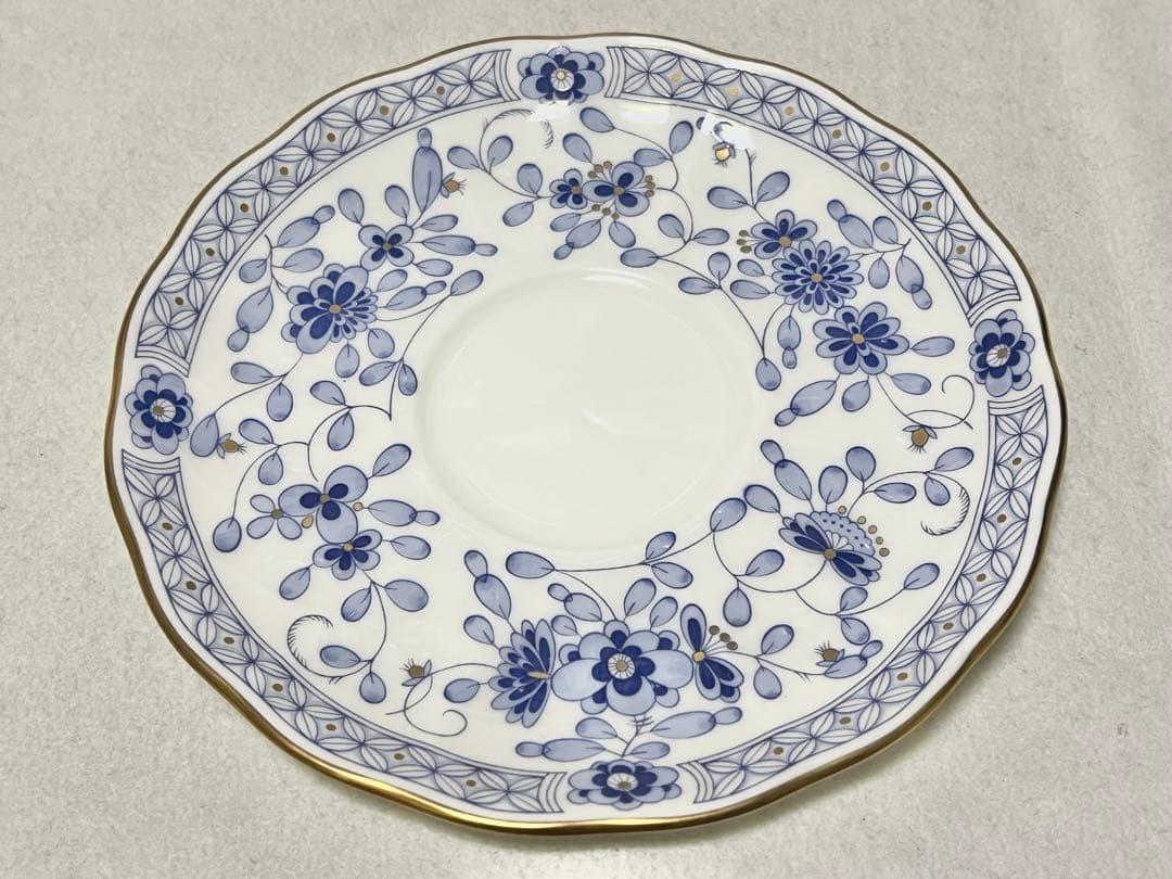 【ナルミ陶器】ミラノ カップ＆ソーサー２客 青花×七宝 金彩 花リム