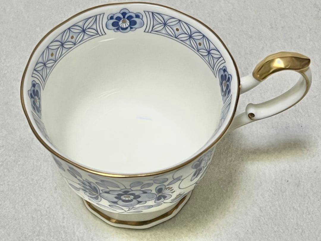 【ナルミ陶器】ミラノ カップ＆ソーサー２客 青花×七宝 金彩 花リム