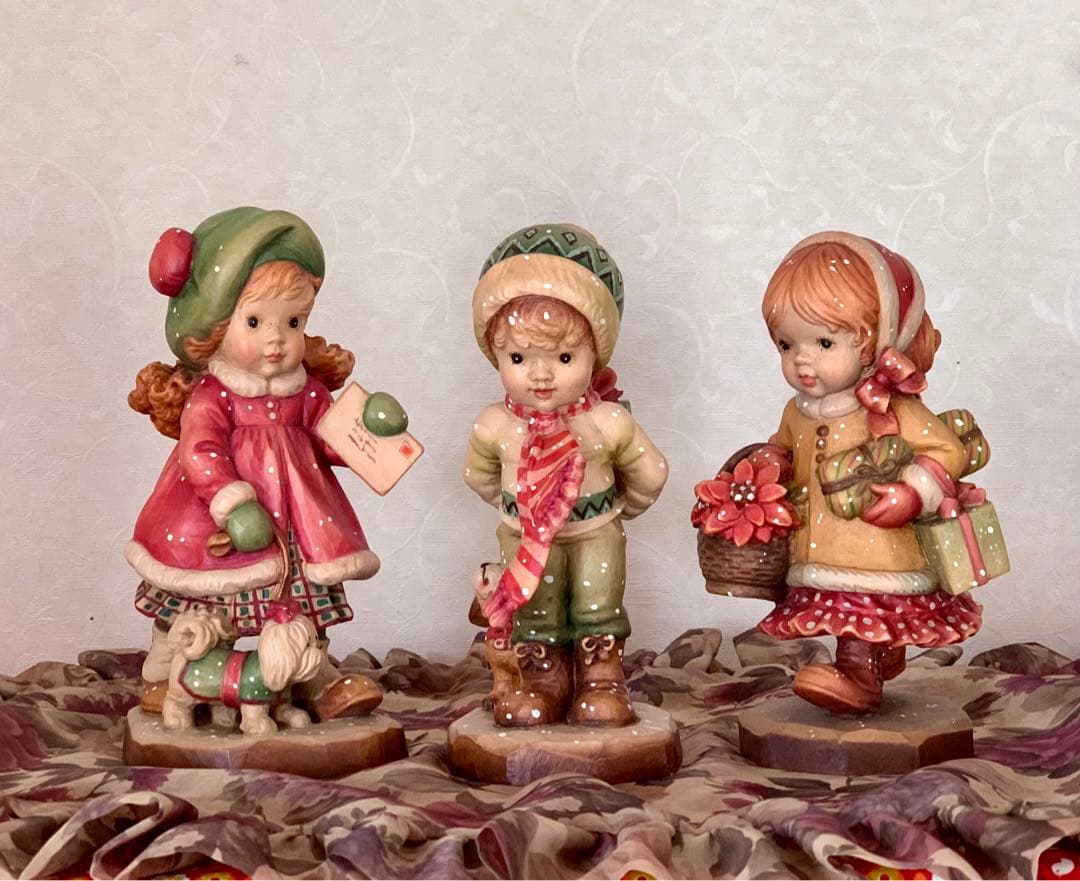 《january》アンリ人形【Yuletide Cheer】2000体限定
