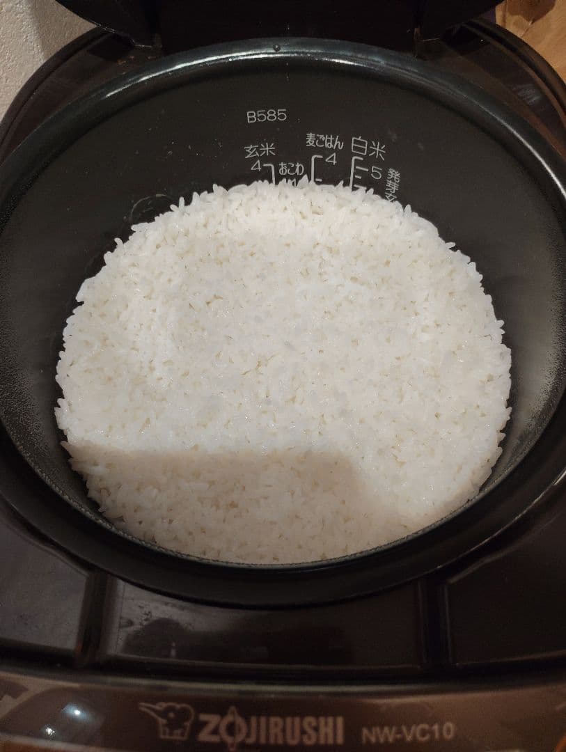 象印炊飯器NW−VC10、値下げ交渉大歓迎！