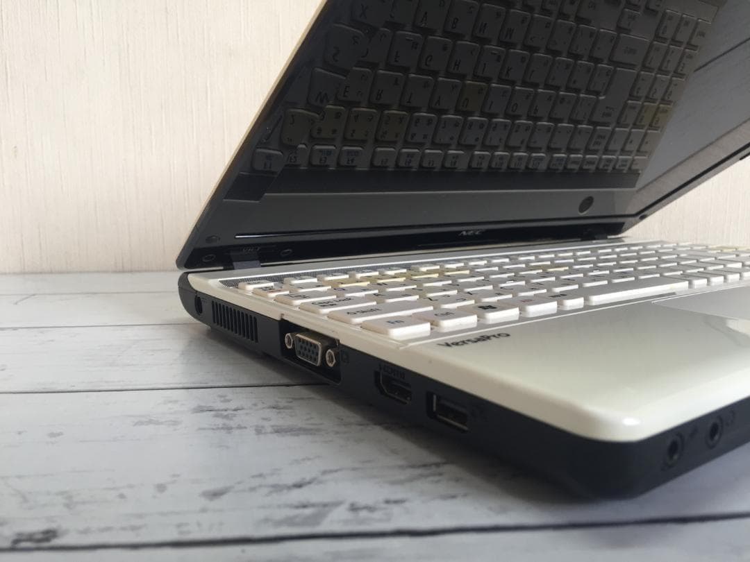 NEC PC-VK17HHTCE 13.3型液晶 コンパクト テンキ付きノート