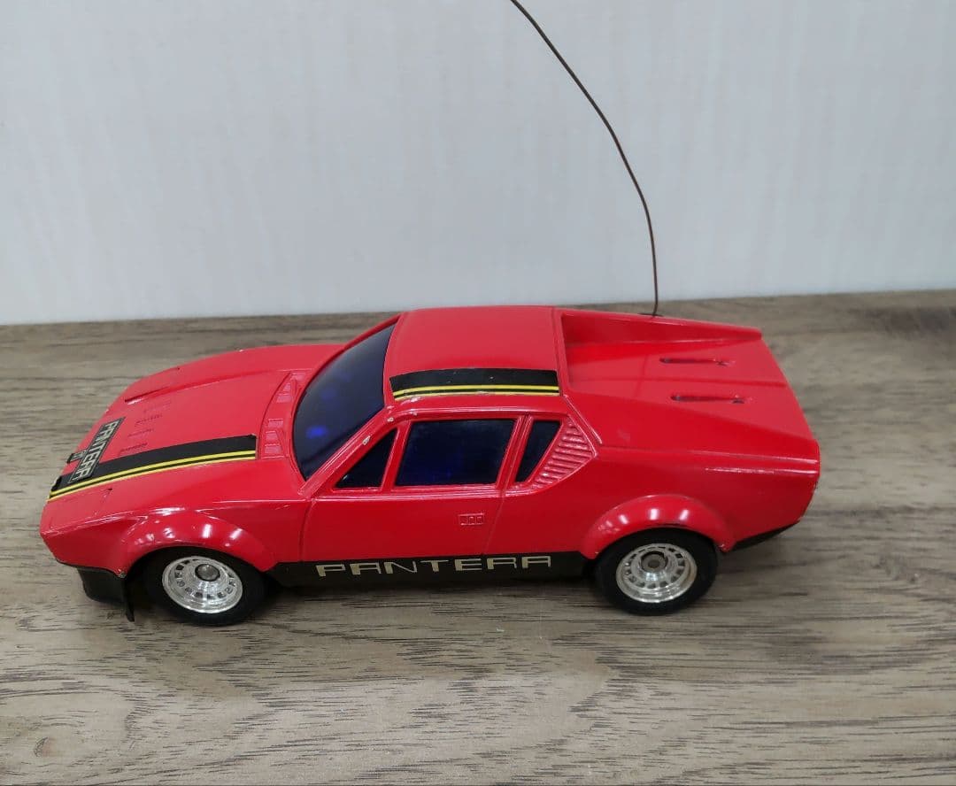 デ・トマソ パンテーラ　PANTERA ラジコンカー