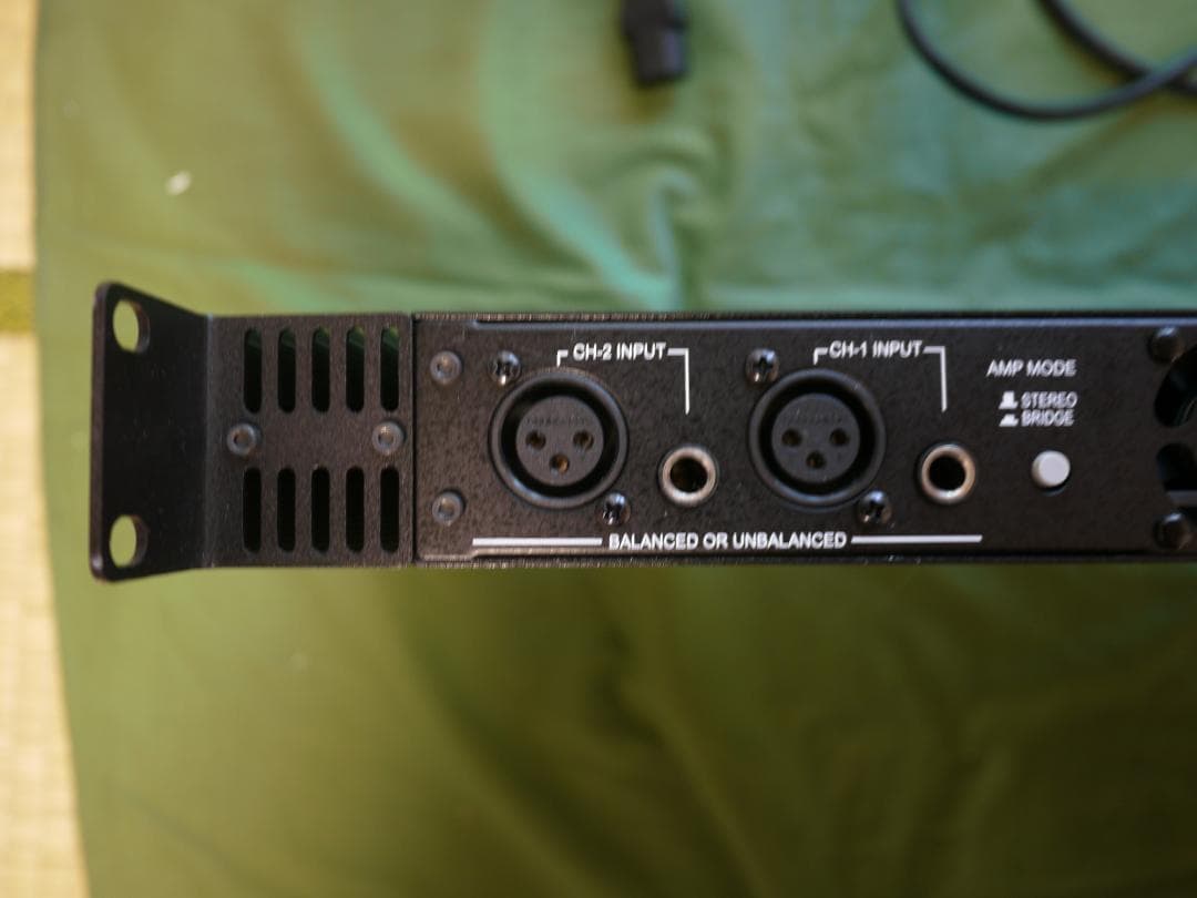 CLASSIC PRO　クラシックプロ 　CP400　ステレオ・パワーアンプ