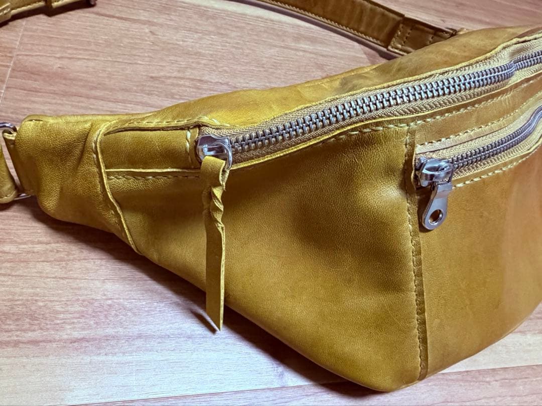 ハンドメイド ラクダ革 ボディバッグ ショルダーバッグ 本革