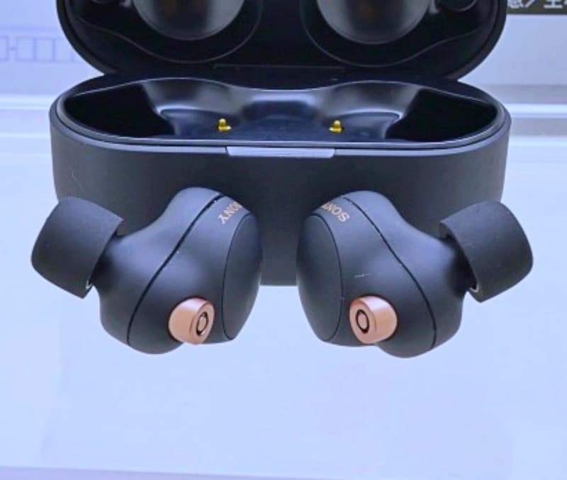 ⭐️稼働美品　SONY WF-1000XM4　電池交換済　ハイレゾ　ワイヤレス