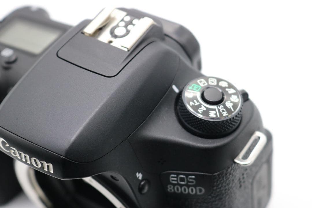 美品 【Canon EOS 8000D ダブルレンズセット】初期不良返品対応あり