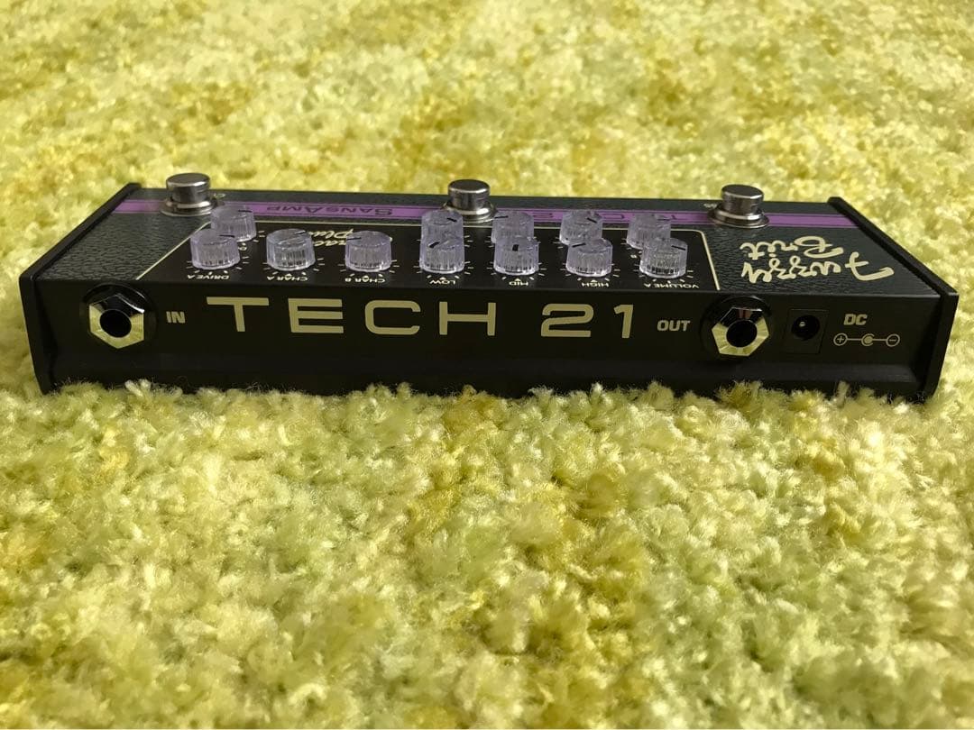 ギター TECH21 Sansamp Logo Character Plus
