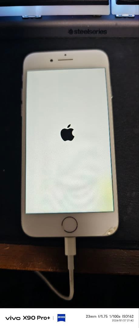 iPhone8 ジャンク品