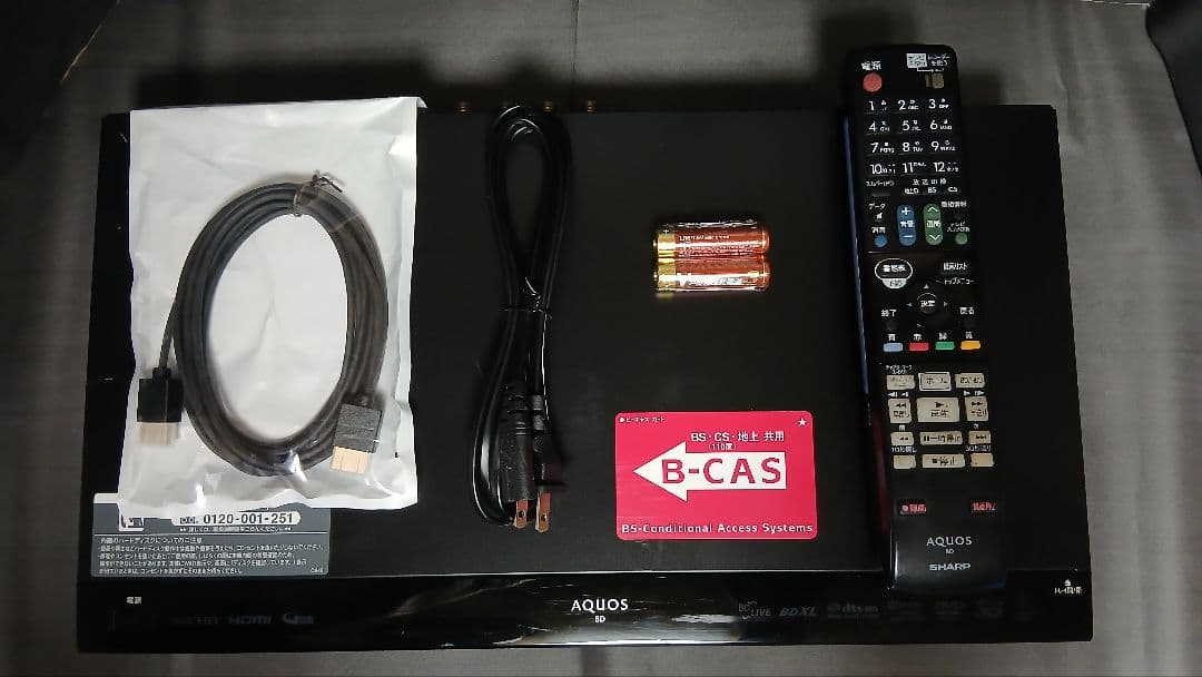 500GB シャープ AQUOS BDレコーダー☆BD-W520☆リモコン付