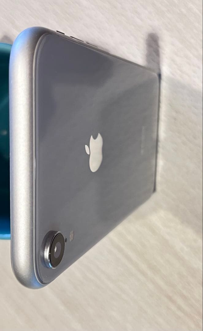 iPhone XR 128GB SIMロック有 docomo