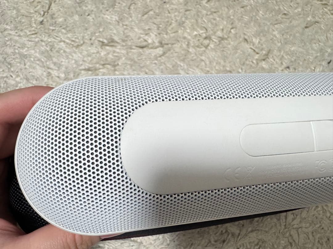 Beats Pill+ ホワイト ケース付