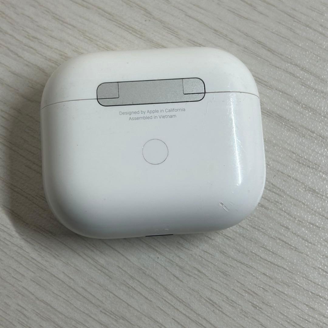 AirPods第三世代充電ケーブル付き