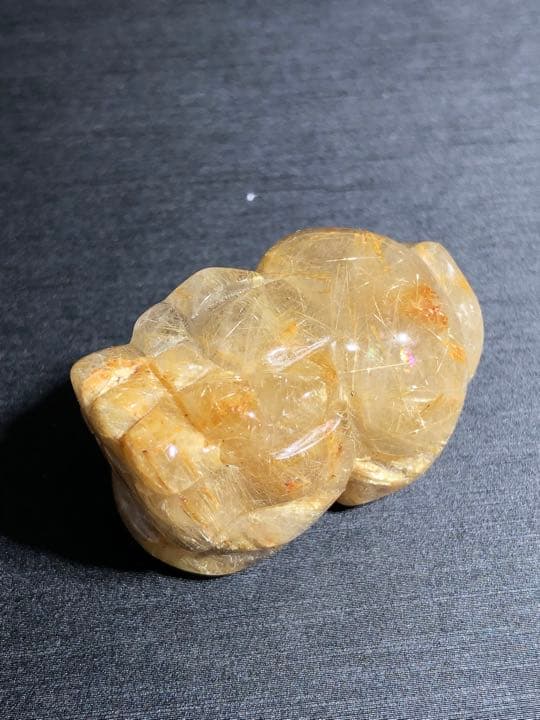 高品質　ゴールドルチルクォーツ　貔貅　１番　金運上昇　アイテム