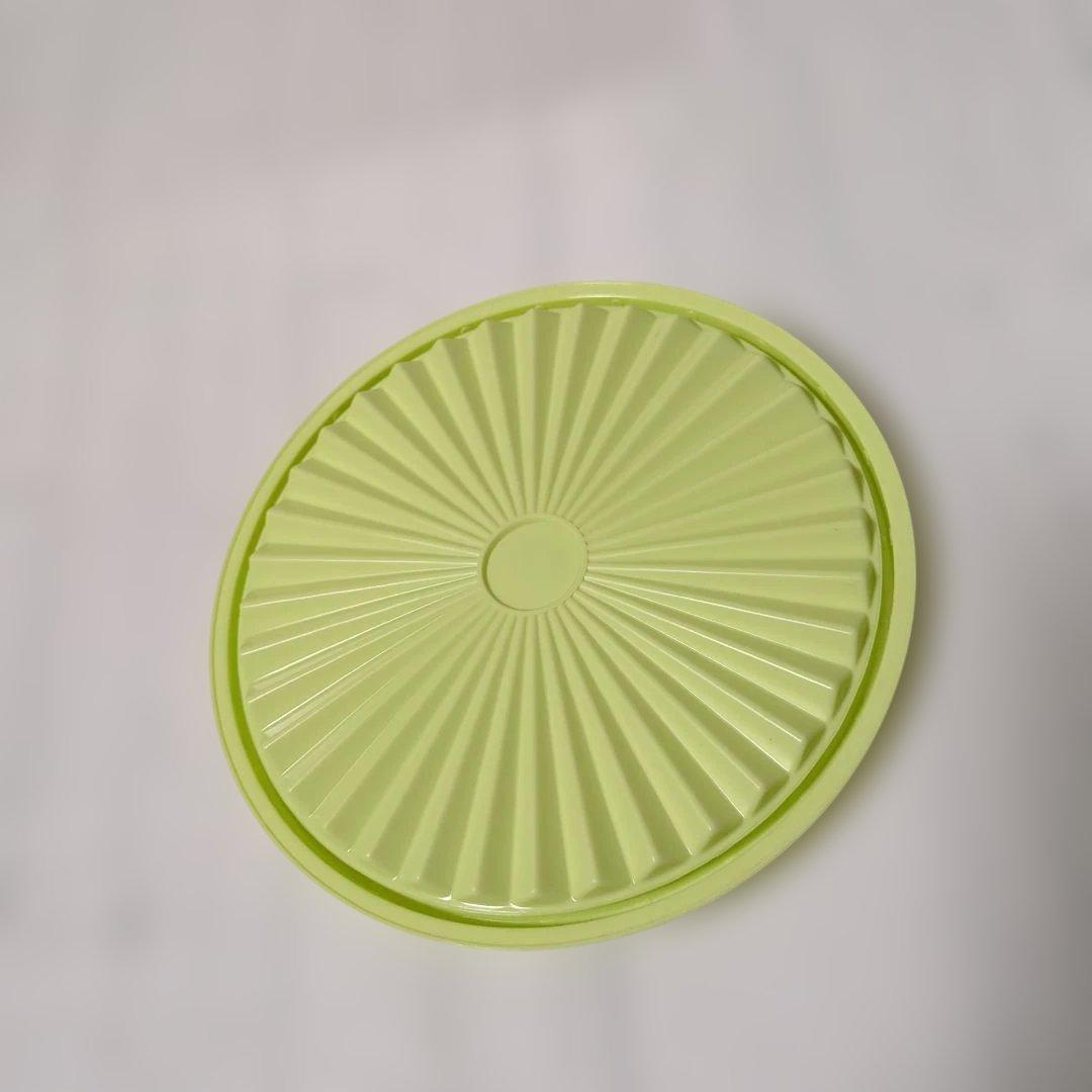 新品タッパーウェア グランプリデコレーター（Ｍ＆Ｌ）Tupperware