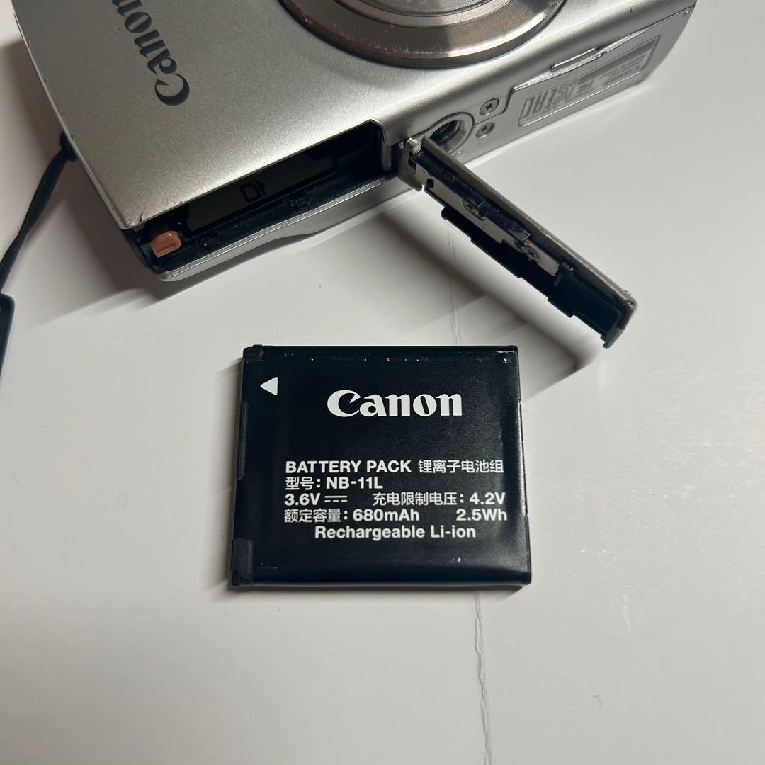 Canon IXY 180 8倍 デジタルカメラ バッテリー シルバー 本体