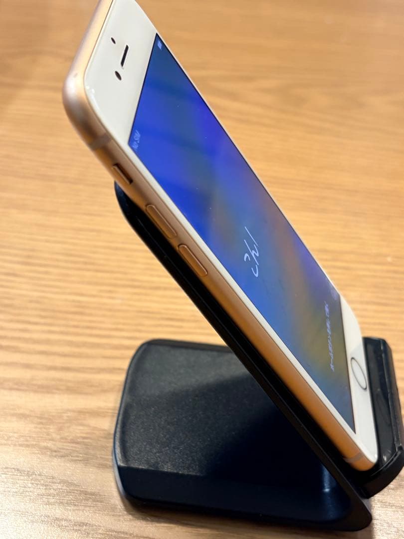 【箱付】iPhone 8 ゴールド 64GB SIMフリー 機能不良無 本体