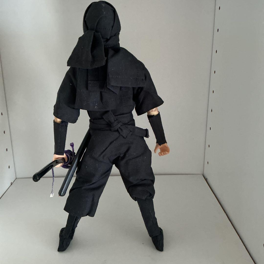 忍者フィギュア 黒色衣装