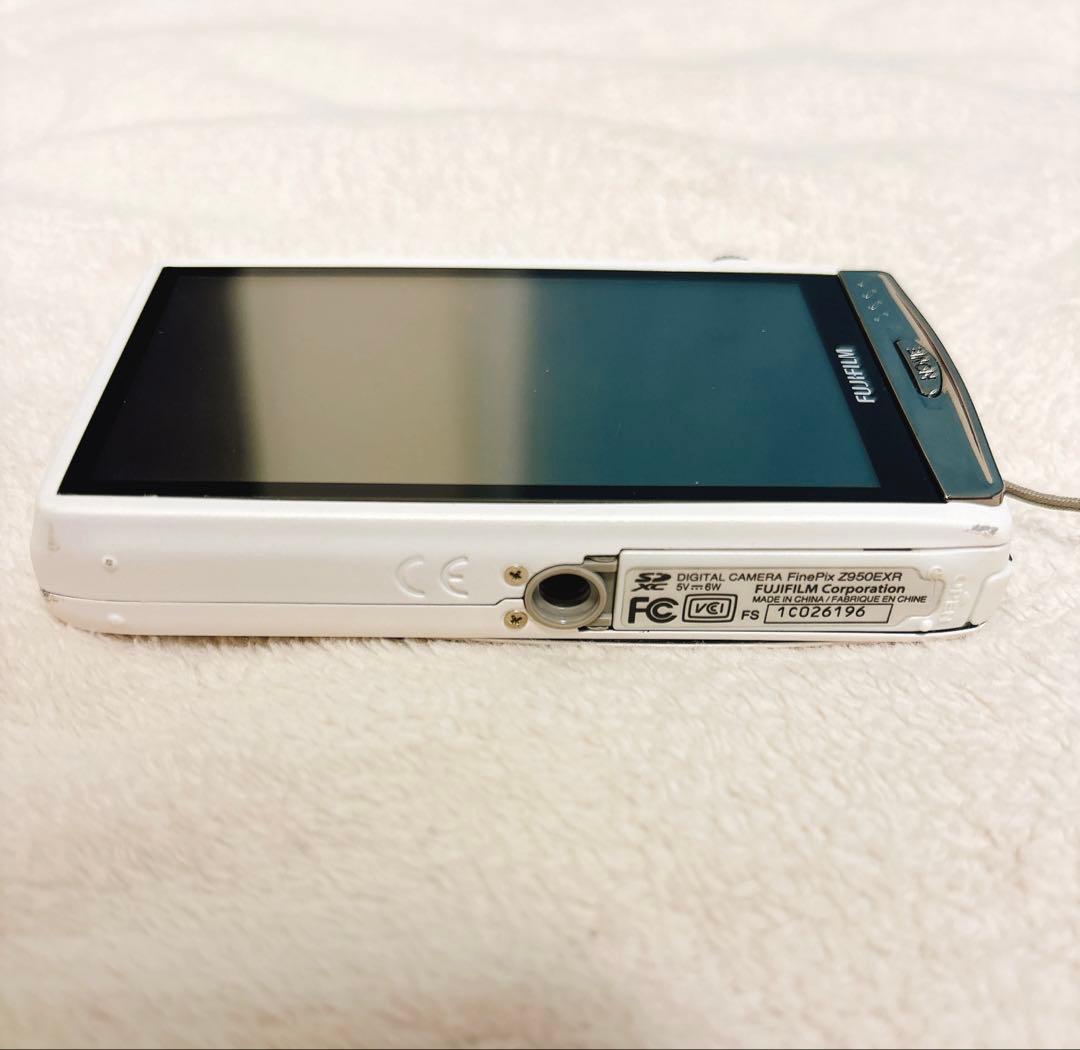 Fujifilm FinePix Z EXR 900 コンパクトデジタルカメラ