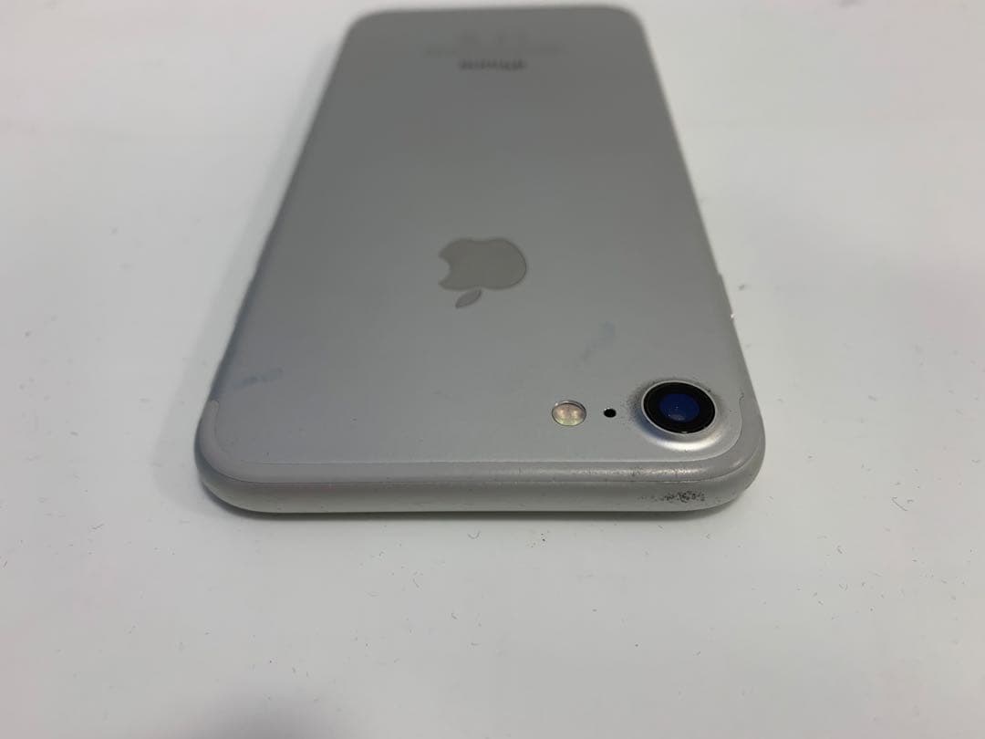 iPhone7 シルバー 32GB SIMフリー 本体