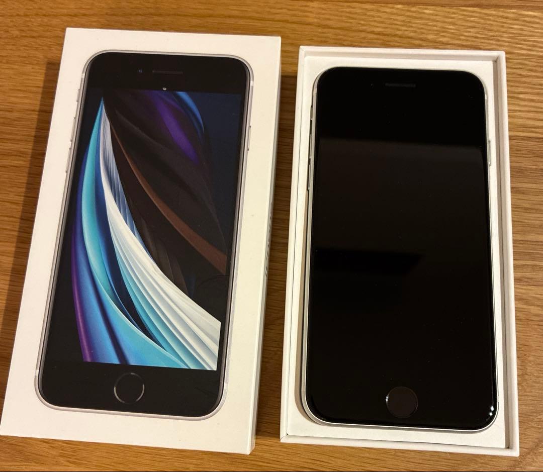 美品 SIMフリー iPhone SE 第2世代 64GB本体