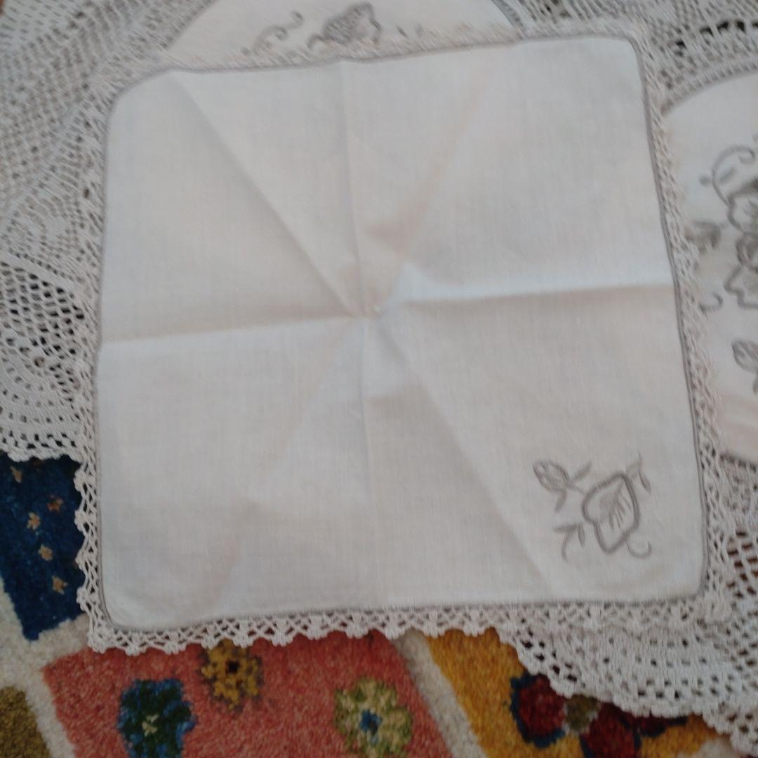 横浜元町　近沢レース店花柄刺繍テーブルクロスとナプキンセット