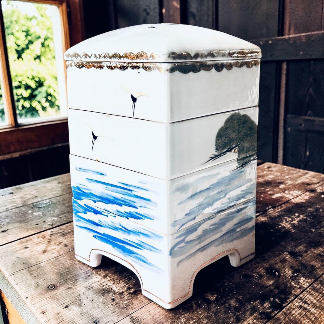 【時代物】色絵金彩「飛鶴松文」四段角重箱（共蓋・高足付）お花見 節句 懐石 茶席