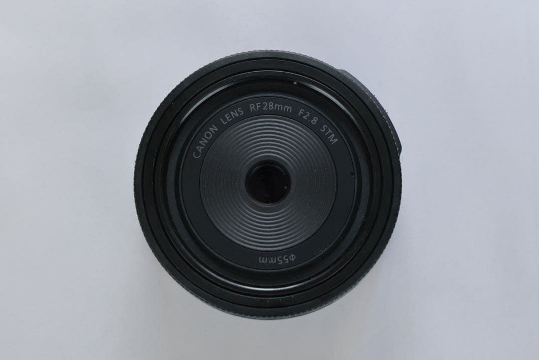 キヤノンRF28mm F2.8フード保証書付き