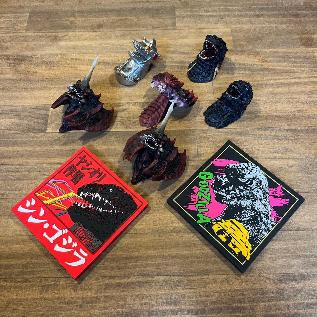 ゴジラシリーズ　マグネット8個セット