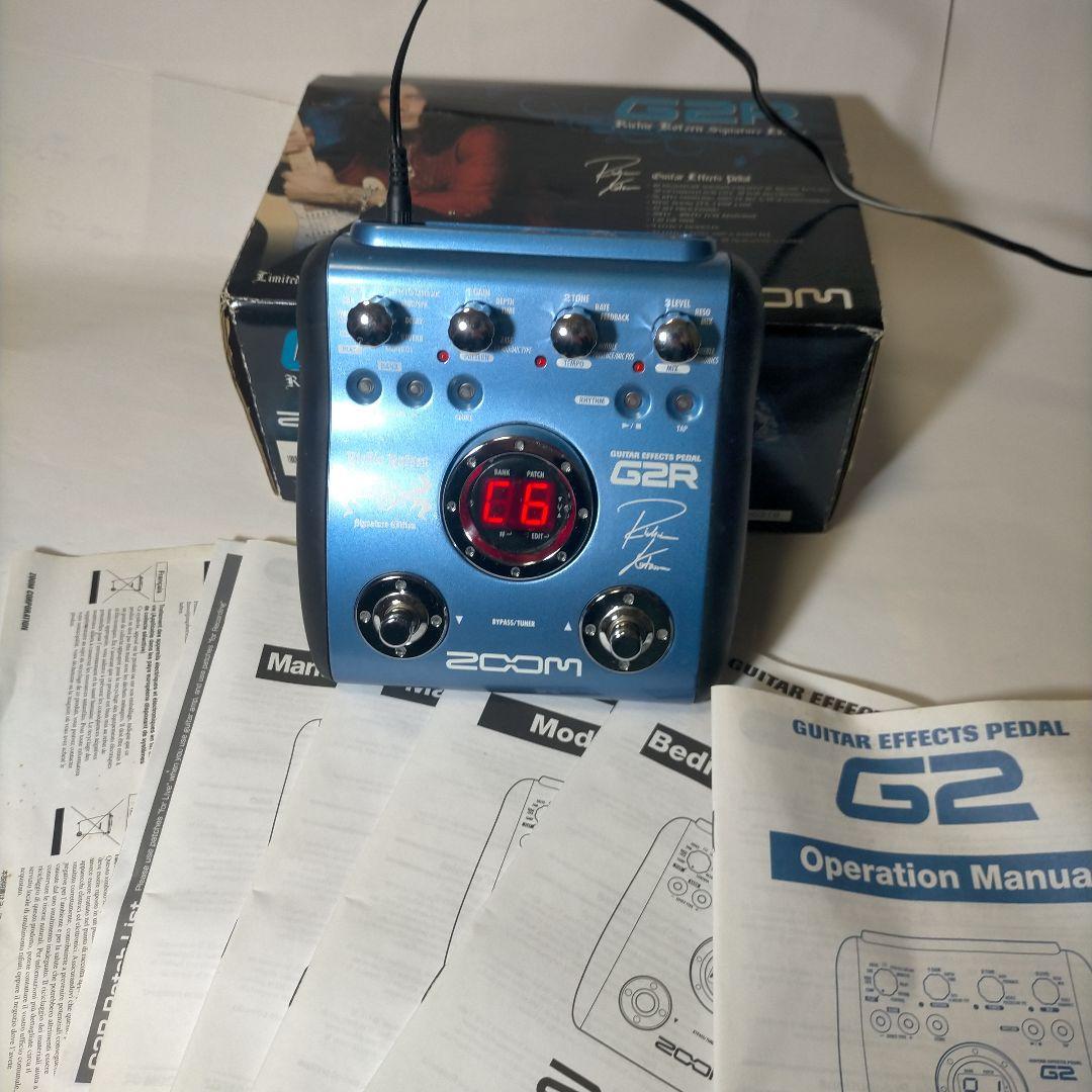 美品・ZOOM G2R デジタルエフェクトペダル・(リッチ―サンボラ・モデル)