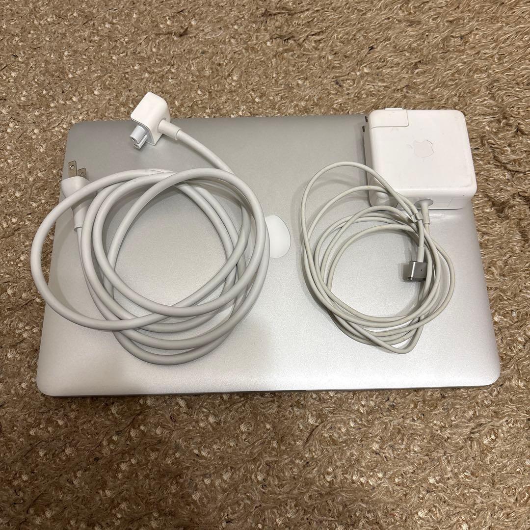 【美品】MacBook Pro 13inch 256GB シルバー