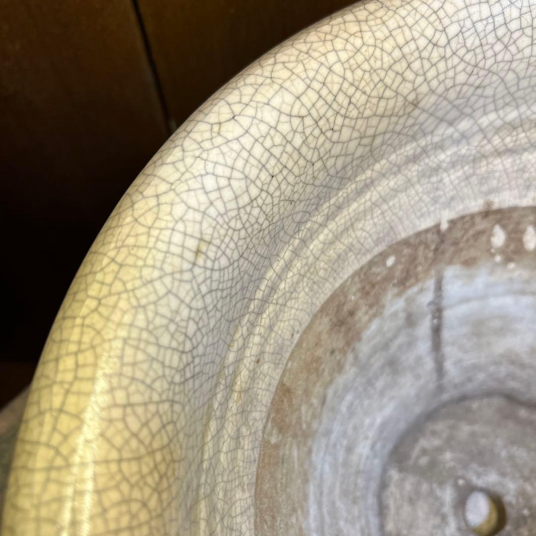 稀少　和洋風の貫入入り釉薬がけ植木鉢　クリームベージュ　穴有り　径30cm