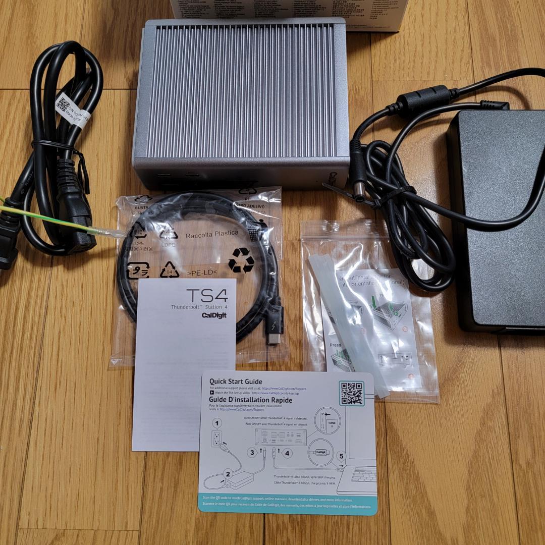 美品 CalDigit TS4 Thunderbolt 4