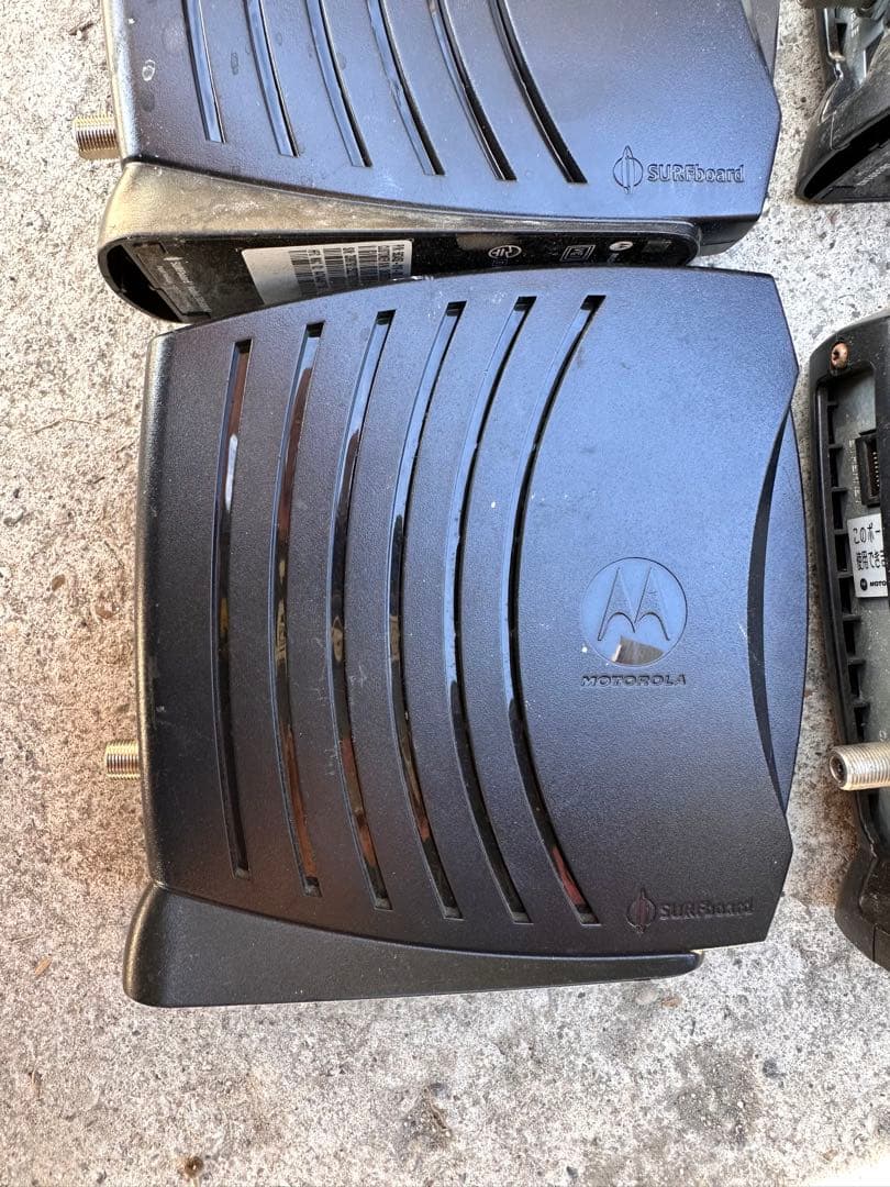 Motorola ケーブルモデム 11個まとめ売り　動作未確認品