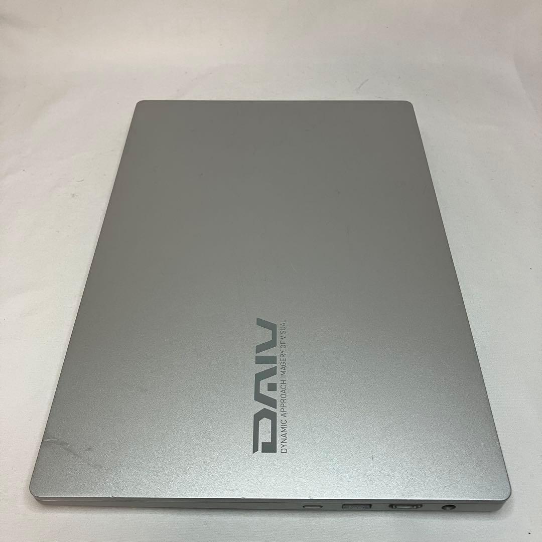 マウス DAIV 4P 11世代 i7 32GB SSD 512GB WUXGA