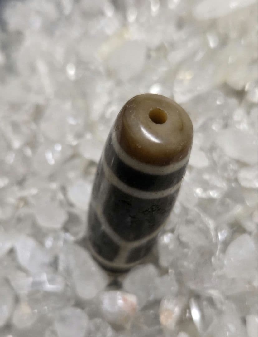 097　天珠　正統派　上質　亀甲長壽天珠　dzibeads　！